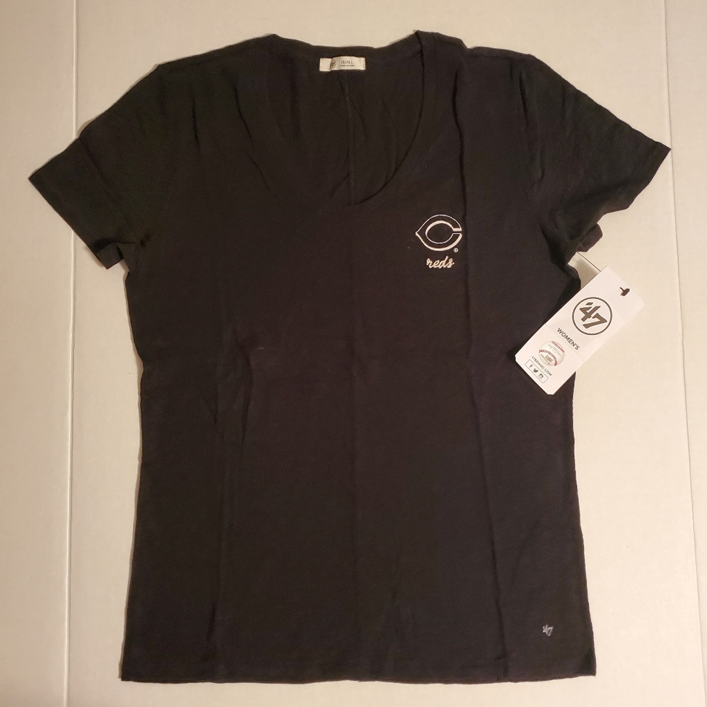 Cincinnati Reds '47 Brand Women’s Small Black Short Sleeve T-Shirt Logo MLB